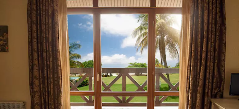 Residential Garden Window Enclosure Repair in St. Petersburg, FL