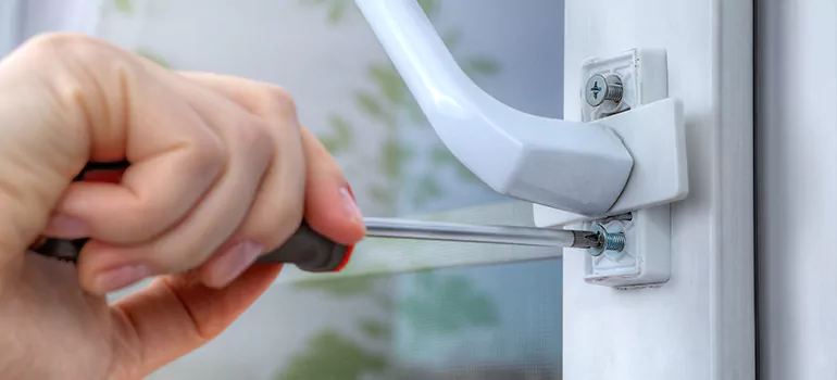 Window Crack Repair in St. Petersburg, FL