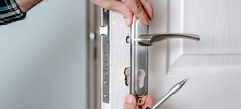 Front Door Knob Repair in St. Petersburg, FL